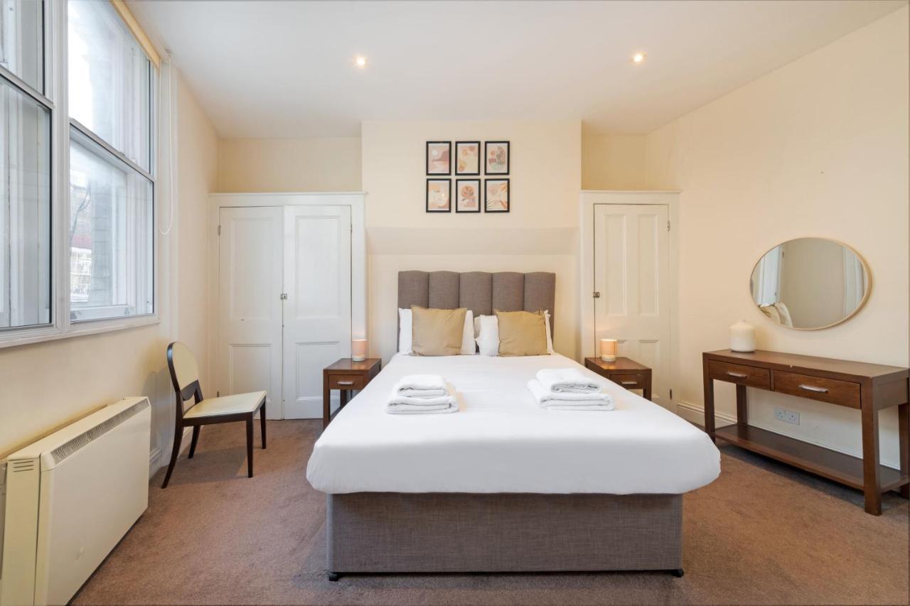 Stayo Leicester Square Лондон Экстерьер фото
