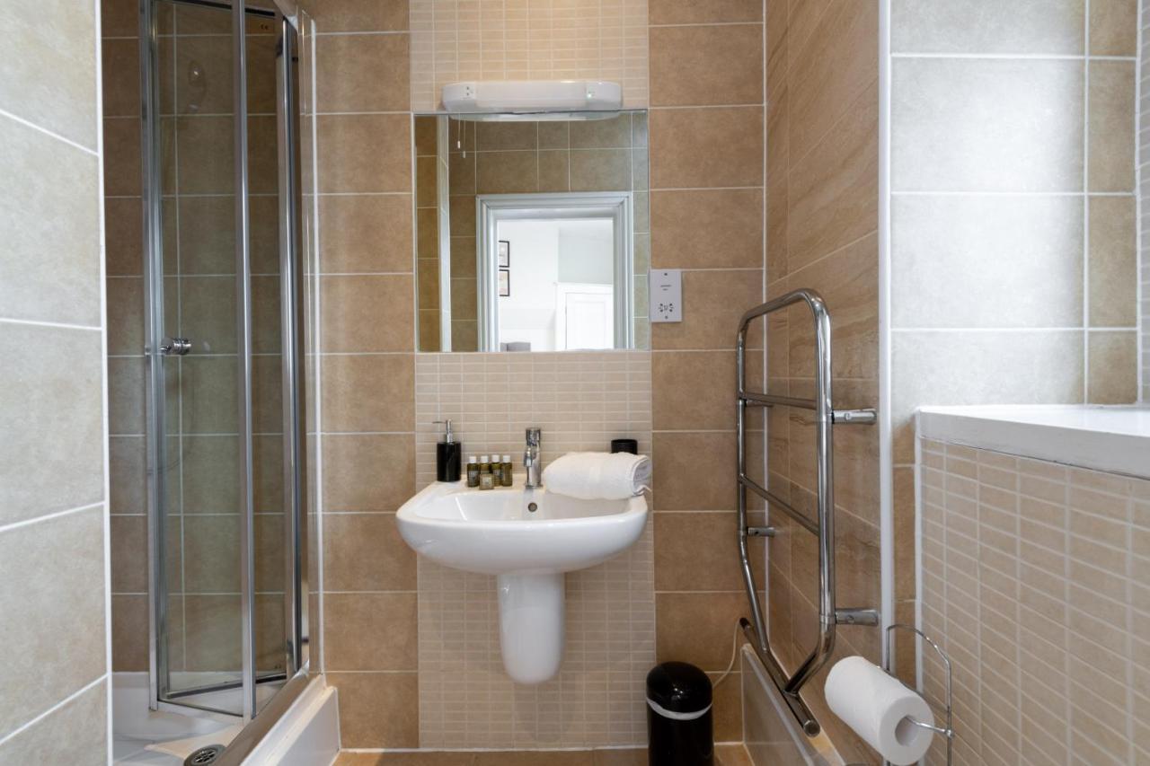Stayo Leicester Square Лондон Экстерьер фото